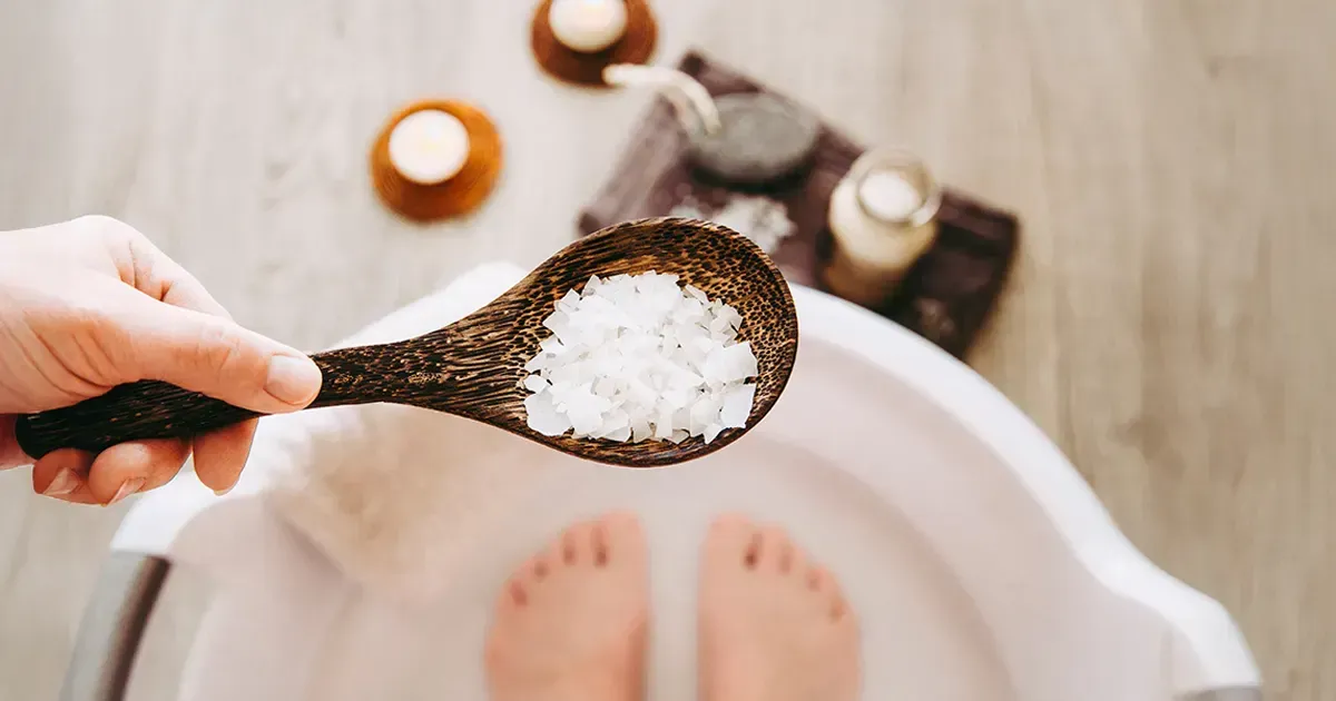 Czy masz problem z wrastającym paznokciem? Wypróbuj te domowe sposoby