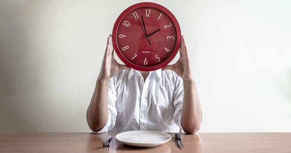 Czy późne spożywanie kolacji rujnuje Twoje zdrowie?