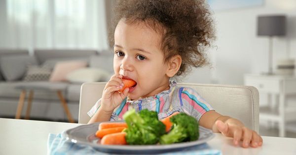 Niebezpieczeństwa związane ze stosowaniem diety wegańskiej u dzieci